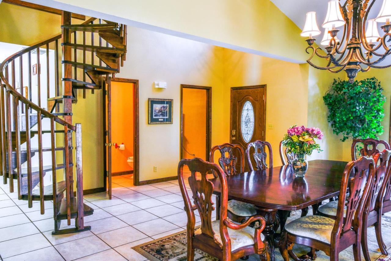 Вілла Meadow Creek Manor Whittier Екстер'єр фото