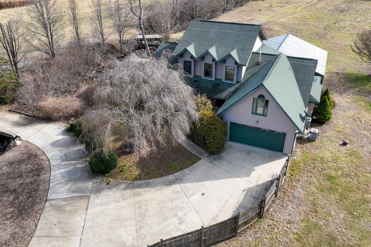 Вілла Meadow Creek Manor Whittier Екстер'єр фото