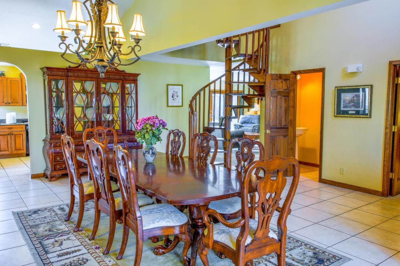 Вілла Meadow Creek Manor Whittier Екстер'єр фото
