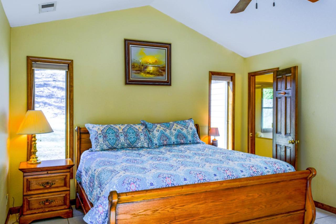 Вілла Meadow Creek Manor Whittier Екстер'єр фото